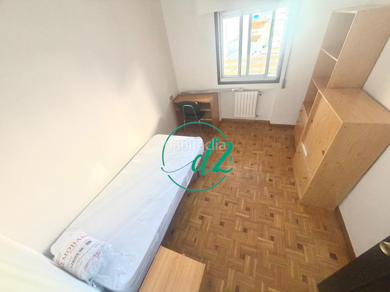 Foto 16a30844-d434-43a7-8f58-b7d2a34457b0. Rent flat with heating in Centro Ourense