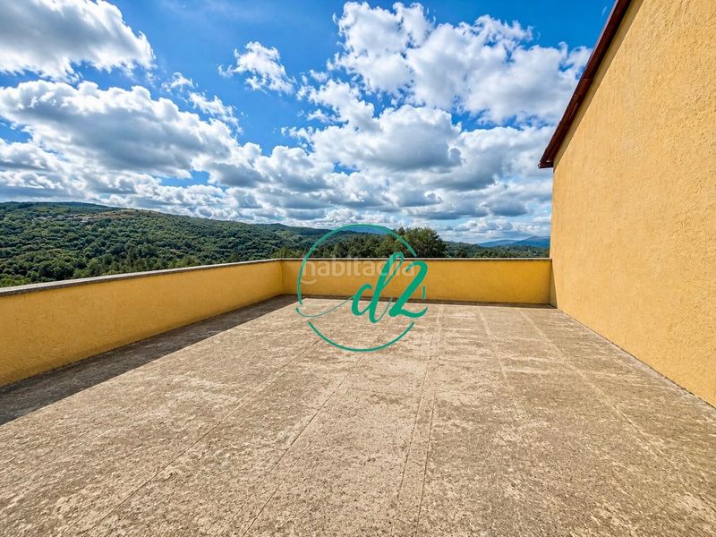 Foto f2656382-a943-43c7-91eb-57a6169ac9b9. Masia amb calefacció aparcament a Lobios