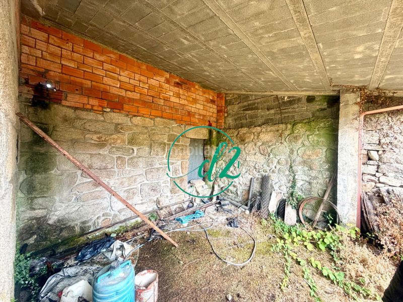 Foto e7a9d49e-7893-41cf-8290-c4232c84cfb4. Casa amb aparcament a Lobios