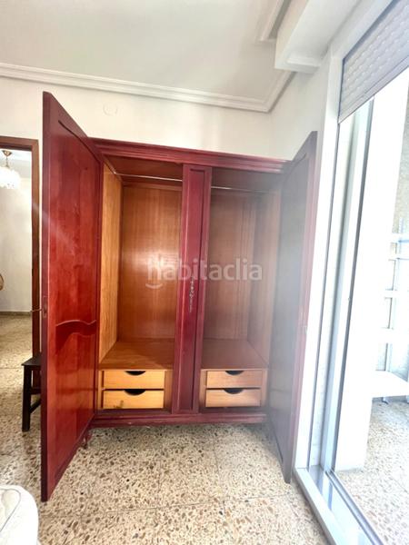 Foto 541e7cb2-49ae-4592-b609-78ac2477394f. Alquiler piso se alquila piso completamente exterior a estudiantes en A Carballeira.ref 1373 en Ourense