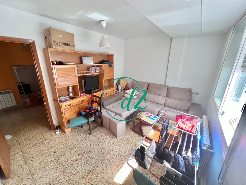 Foto ed9bbf2a-b1cd-4436-9093-565bd4c7eb33. Alquiler piso se alquila piso completamente exterior a estudiantes en A Carballeira.ref 1373 en Ourense