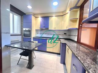 Dúplex a Barbadás. Se vende luminoso apartamento duplex con plaza de garaje en a va