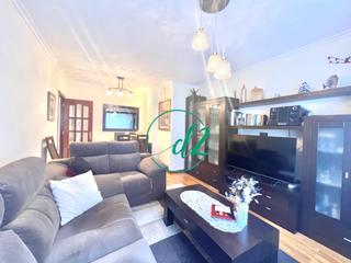 Planta baja en Barbadás. Sintecd2 vende acogedor piso seminuevo con plaza de garaje y bod