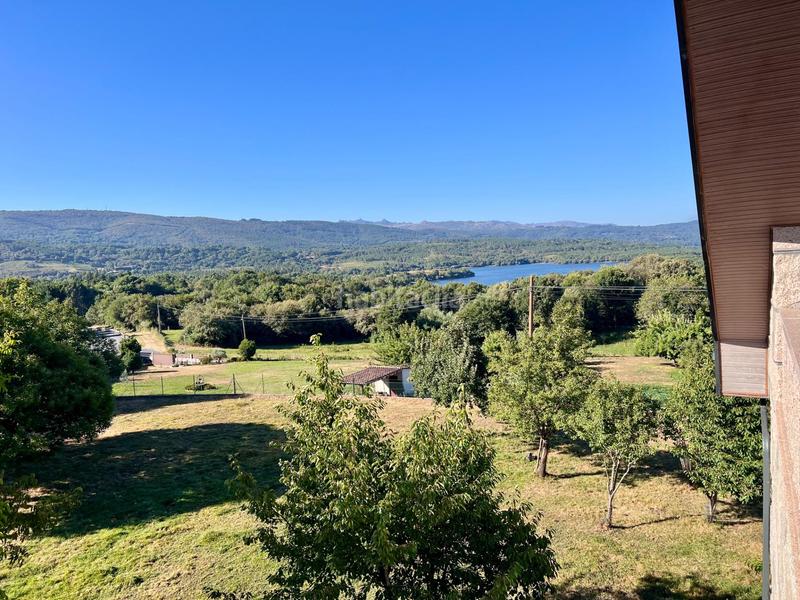 Foto 0633ea75-1c89-43aa-b0b2-294af7684811. Casa amb calefacció aparcament a Bande