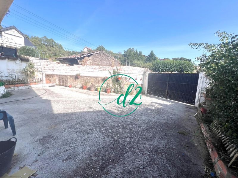 Foto 2d22875b-155e-4ef2-a852-cb86de2e2530. Casa amb calefacció aparcament a Pereiro de Aguiar (O)