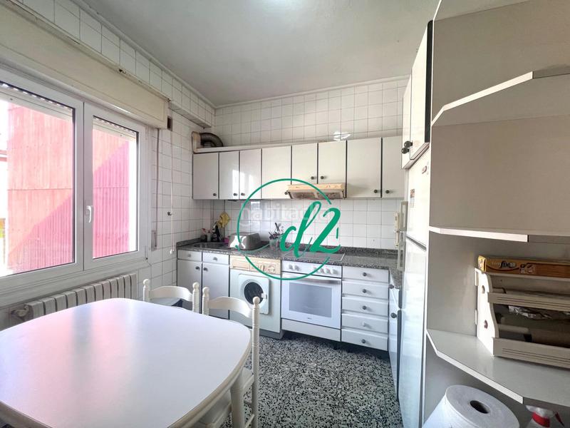 Foto fc4bface-3582-4e5d-af17-515ce9355b7d. Piso se vende piso completamente exterior en barrocanes. ref1397 en Ourense