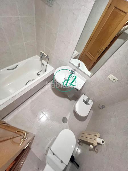 Foto fc5c7835-aad9-4e77-a336-6b6efbb9ba8e. Location appartement avec chauffage parking dans Centro Ourense