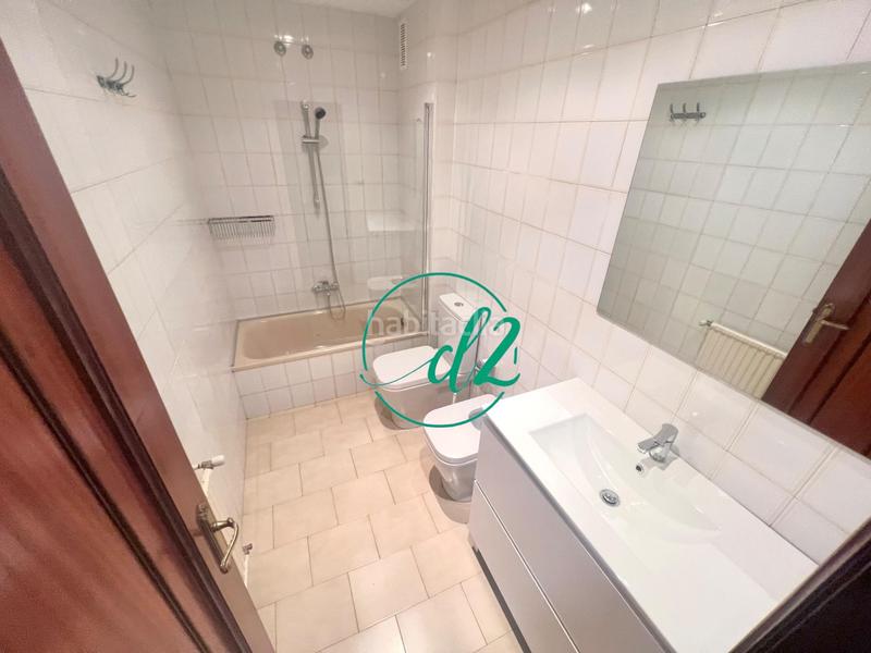 Foto 809b1042-be99-434d-af91-01e0f3934882. Location appartement avec chauffage parking dans Residencia Ourense