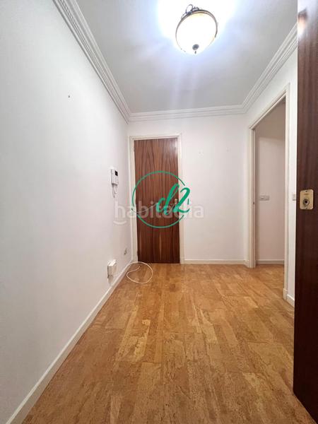 Foto 65beac2b-ea7c-4adc-9fff-4a610645d128. Pis amb calefacció aparcament a San Rosendo Ourense