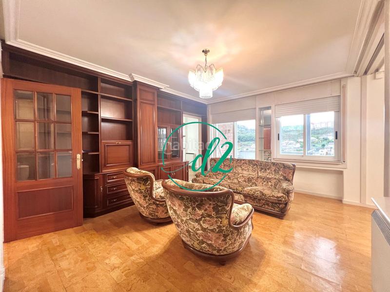 Foto b3cae8e6-5e3e-4c50-98cb-a790e6c443b8. Pis amb calefacció aparcament a San Rosendo Ourense