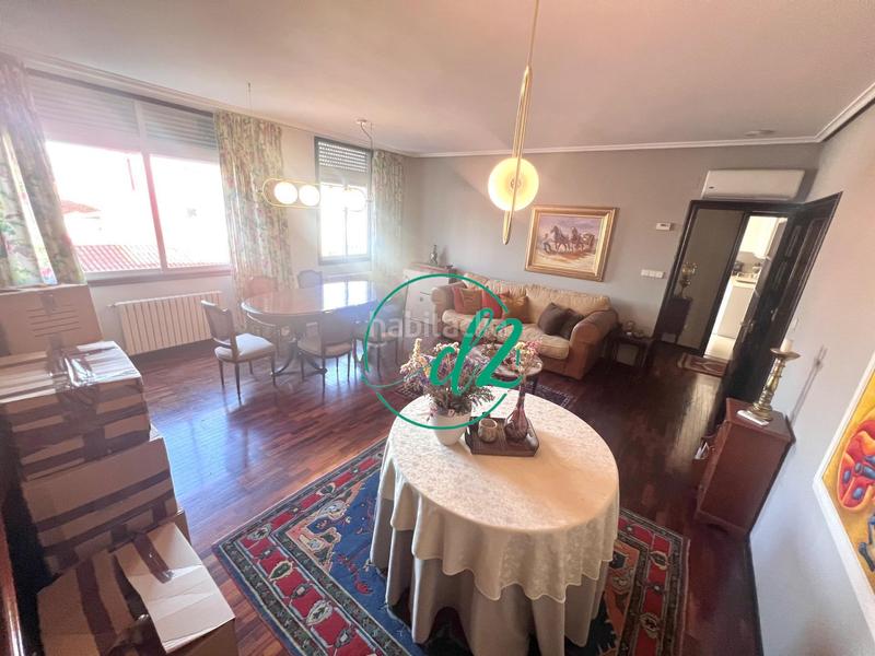 Foto aa58fa5e-a9dc-4e3a-bfe9-d68282cfead3. Flat with heating in Centro Ourense