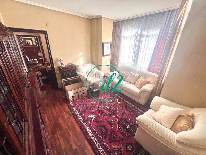 Foto be33c6ce-63e2-4caf-af75-3a6e8754bdcc. Flat with heating in Centro Ourense