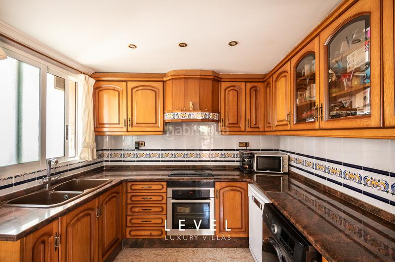 Foto 430aaf15-0065-4eeb-9ade-cf89fe5bd947. Xalet amb calefacció piscina a Zona Avenida Alta - Auditorio Torrent