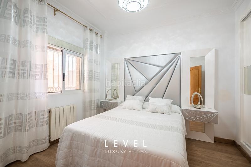 Foto 4c200658-9b6a-4fe0-b053-90fdb7b510c3. Xalet amb calefacció piscina a Zona Avenida Alta - Auditorio Torrent