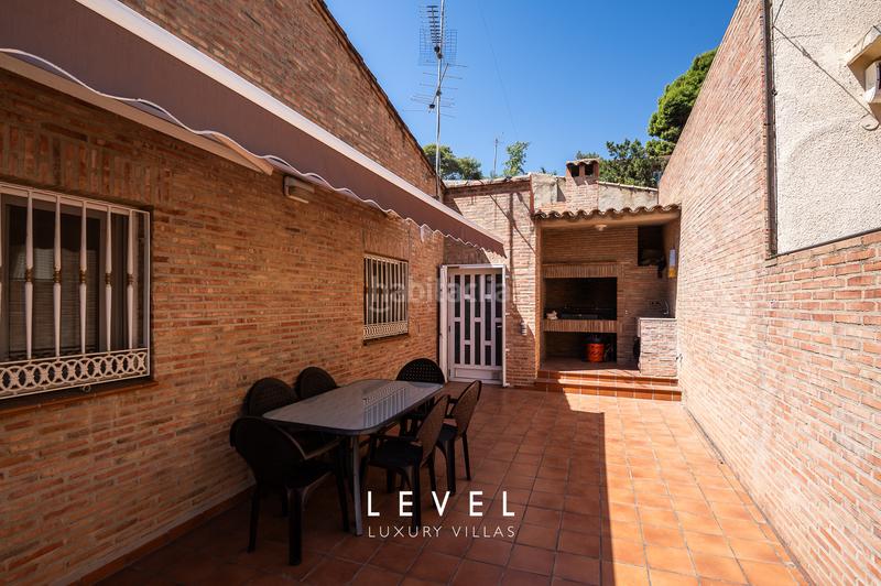 Foto 6950c50f-d398-475c-b1d6-6a3e13dc63fb. Xalet amb calefacció piscina a Zona Avenida Alta - Auditorio Torrent