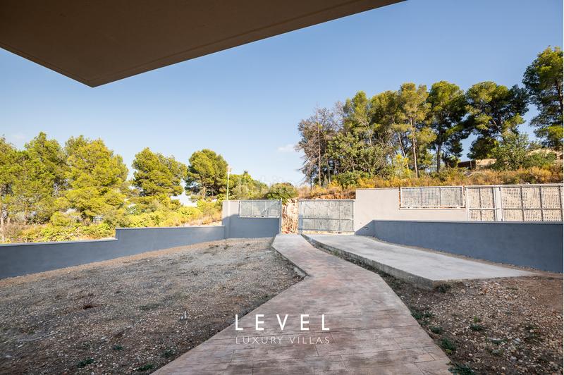 Foto 1cead43c-8926-4c4a-a8c9-685b7fbfb712. Chalet en calle nacar 5 urb,Las Pedrizas en Las Pedrizas Chiva