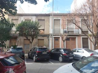 Terreny residencial en Arq guardiola 36-38. Solar junto a plaza benalua