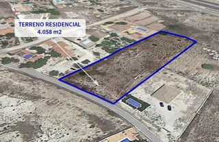Terreno residenziale in Av de las islas 23