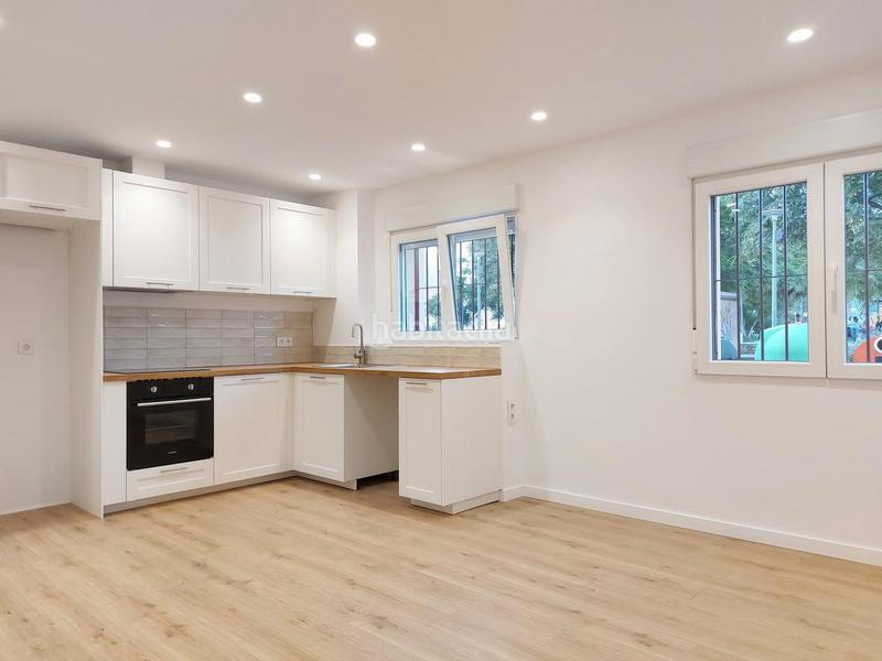 Foto d8e86973-9aa8-4b58-839a-e1c54a2897df. Pis a calle san pascual 52 a Norte Sant Vicent del Raspeig