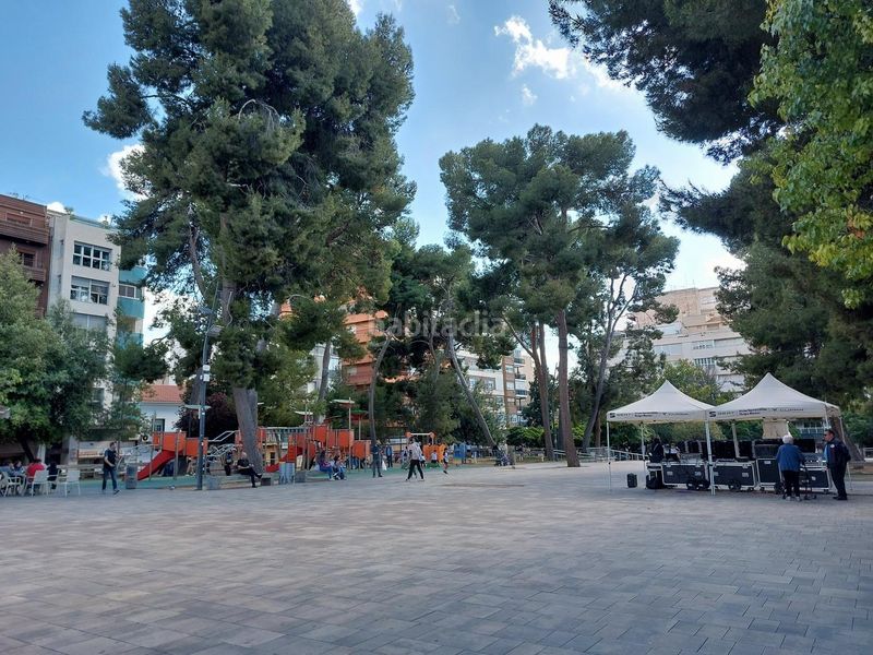 Foto ba9da15d-fa3f-49c6-8762-67d4f95e2cba. Pis a Plaza Castelar - Mercado Central Elda