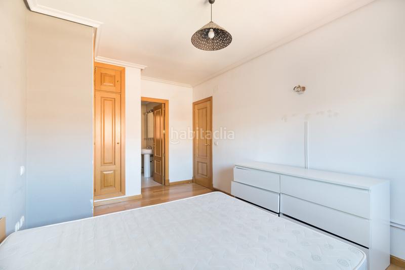 Foto 041f718b-3704-43ee-a6f3-dee6c781346b. Etagenwohnung mit heizung in El Quiñón Seseña