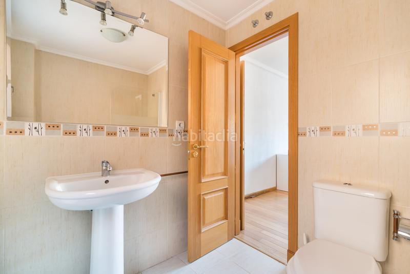 Foto b1ce871e-0718-441c-821f-06da14cceab9. Etagenwohnung mit heizung in El Quiñón Seseña