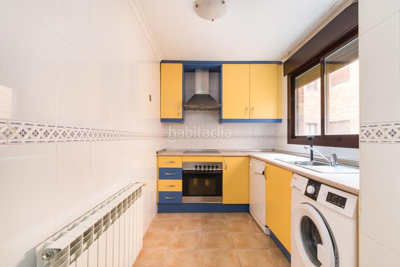 Foto f4ebb08b-92af-4afe-8916-699d613557be. Etagenwohnung mit heizung in El Quiñón Seseña