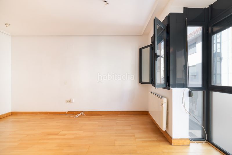 Foto 29ca4ec8-ab60-4e9d-aba7-0c38835a8d73. Apartament amb calefacció a Bellas Vistas Madrid