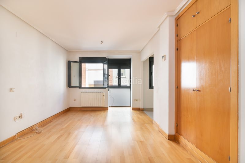 Foto 4a6acc00-9d4f-4eda-b03e-969a3713ae3f. Apartament amb calefacció a Bellas Vistas Madrid