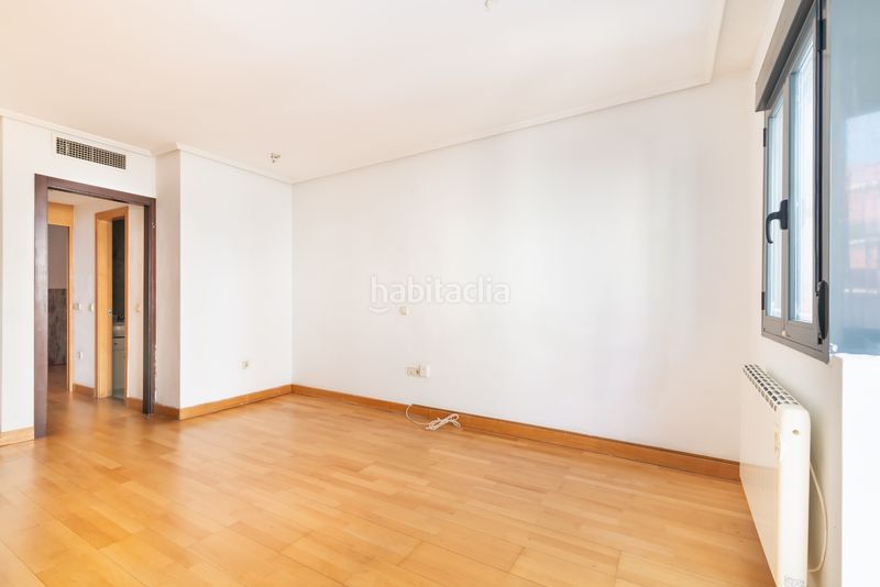 Foto 9a99dbd1-7564-4c38-8c51-0144bef199f1. Apartament amb calefacció a Bellas Vistas Madrid