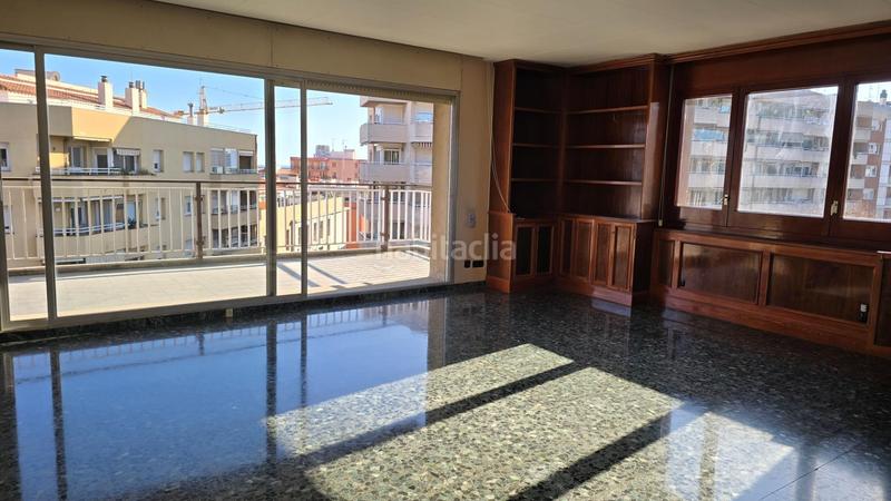 Foto ba60ae85-e79a-415c-8eda-4050af81c6a3. Location appartement avec parking dans Centre Mataró
