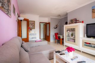 Appartement à Barriada Río San Pedro. Piso en barriada río san pedro, con garaje incluido.