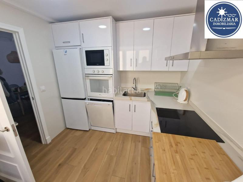 Foto 9c3efcd9-ba2a-40c0-ace2-8230cdcadb0f. Affitto appartamento in Paseo Marítimo - San José - La Laguna Cádiz