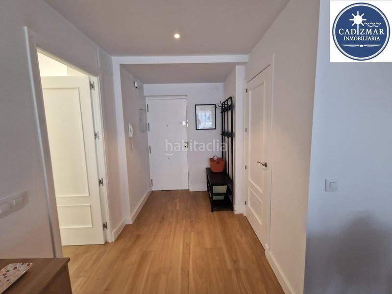Foto c49b3799-3c9f-456d-880a-72b8bc31f49e. Location appartement dans Paseo Marítimo - San José - La Laguna Cádiz