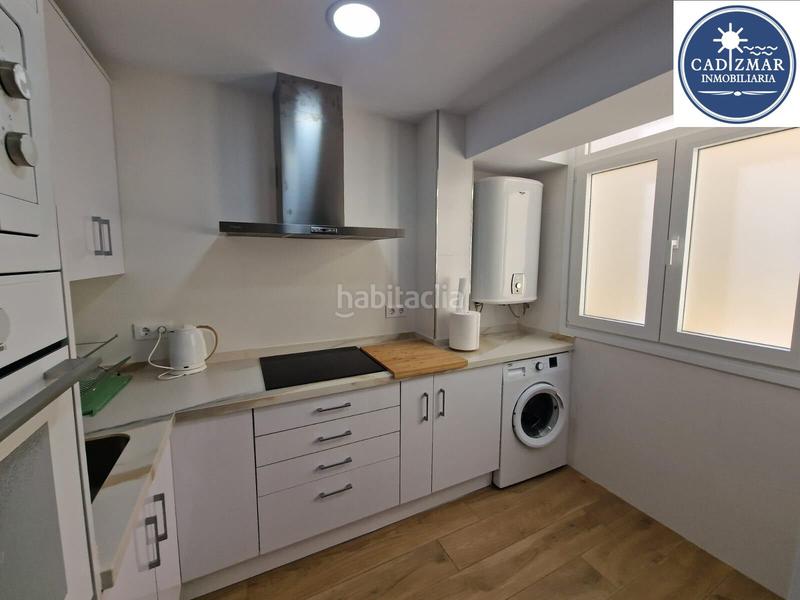 Foto 5547b82b-5727-44f7-bad0-f3e4a47f0bb1. Miete etagenwohnung in Paseo Marítimo - San José - La Laguna Cádiz