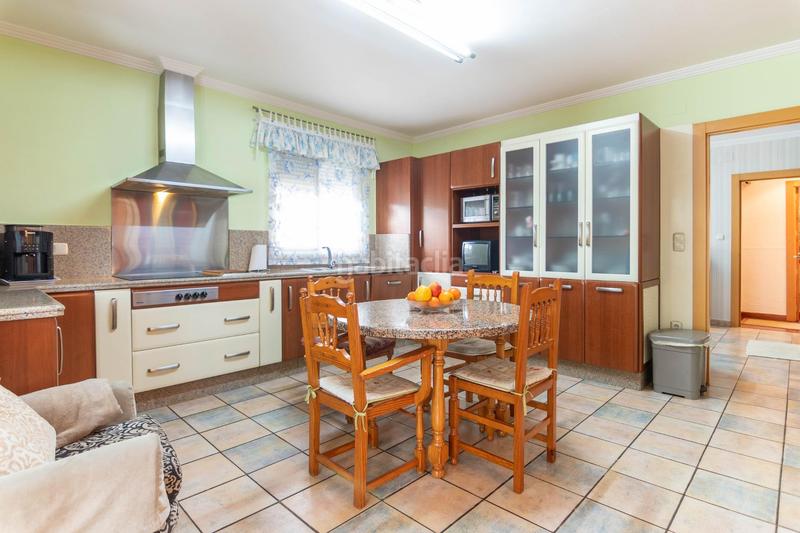 Foto a70eca93-b026-4182-a204-15f20b88e8cf. Chalet mit heizung parking pool in San Crispín-Huerta Nueva-Estación Elda