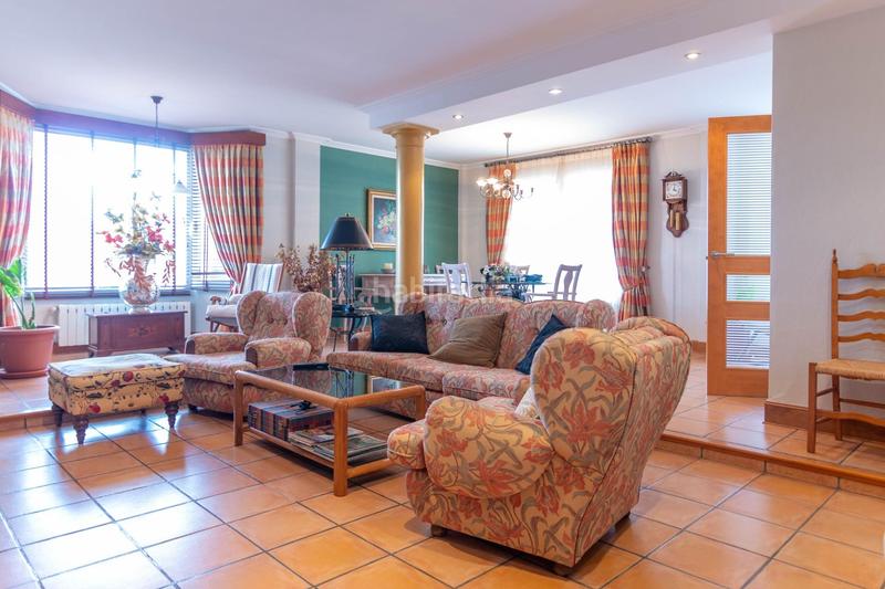 Foto c32a8a07-d30b-47b8-84ab-8b3182fc9e6f. Chalet mit heizung parking pool in San Crispín-Huerta Nueva-Estación Elda