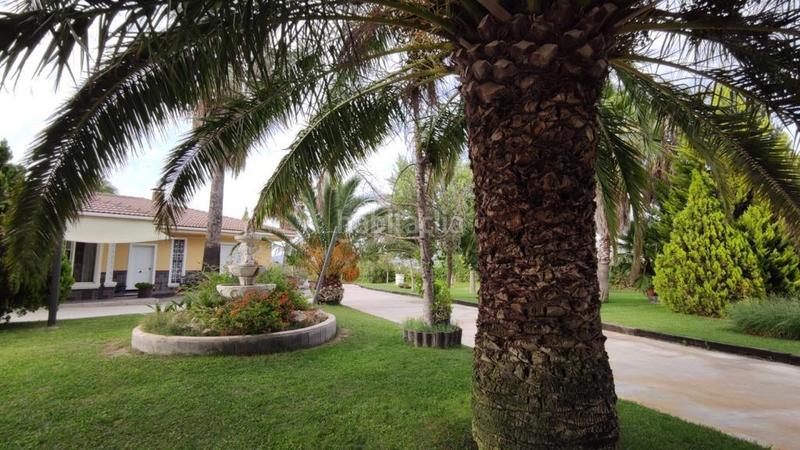 Foto c76a3ccc-c3d4-4c5d-9581-aac8fb40a52e. Chalet mit heizung parking pool in San Crispín-Huerta Nueva-Estación Elda