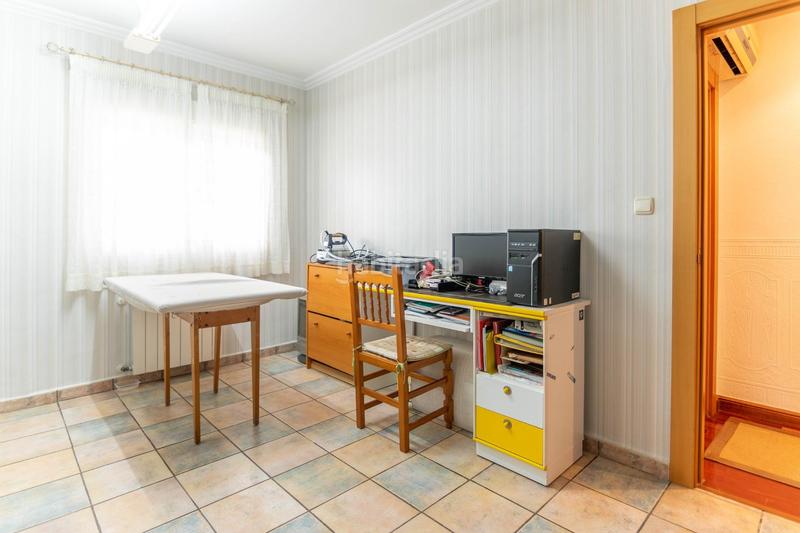 Foto e0148c7b-a5ce-4e61-8f57-c1846d22a187. Chalet mit heizung parking pool in San Crispín-Huerta Nueva-Estación Elda