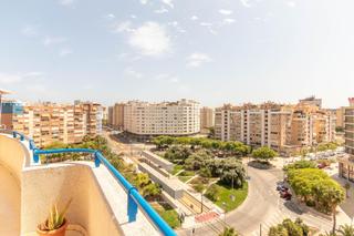 Rent Penthouse  Glorieta dep sergio cardell. Descubre este espectacular ático reformado  situado en la codici