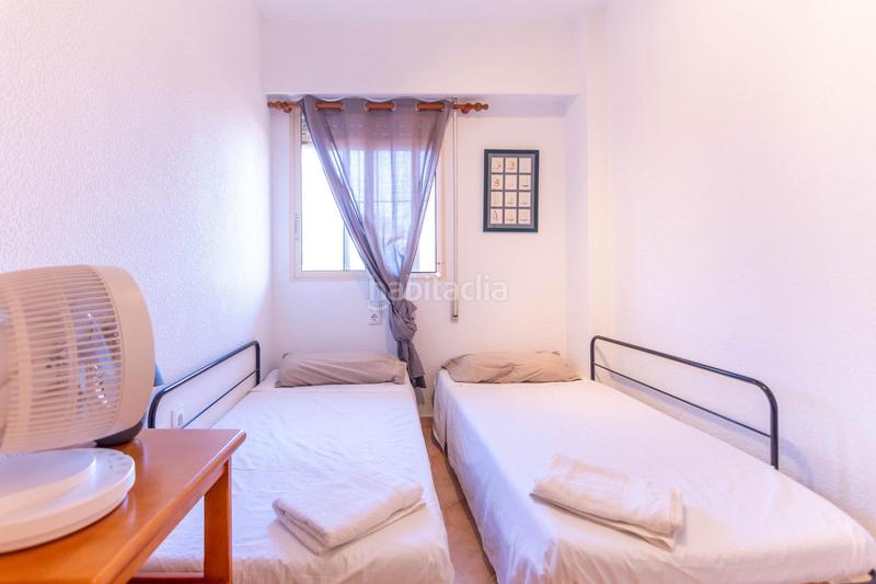 Foto 11029c93-212b-420e-8014-ffa8f6b8da85. Lloguer apartament amb aparcament piscina a Campello Playa Campello (el)