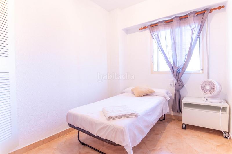 Foto 32a80227-a941-4e1d-8f51-a0b2545c0772. Lloguer apartament amb aparcament piscina a Campello Playa Campello (el)