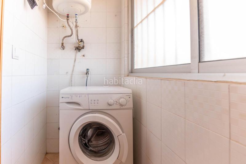 Foto 5a952274-c1dc-4c45-88d6-2ec3efde9d89. Lloguer apartament amb aparcament piscina a Campello Playa Campello (el)