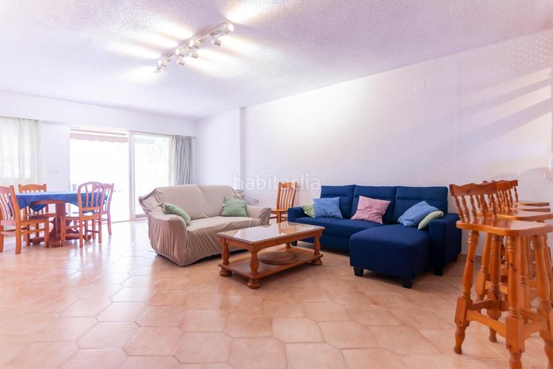 Foto 5c4e9587-6d54-41e1-852c-4aefa9347486. Lloguer apartament amb aparcament piscina a Campello Playa Campello (el)