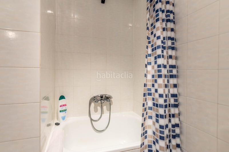 Foto df23b16f-7a37-43dc-b11d-cbf6922603a5. Lloguer apartament amb aparcament piscina a Campello Playa Campello (el)