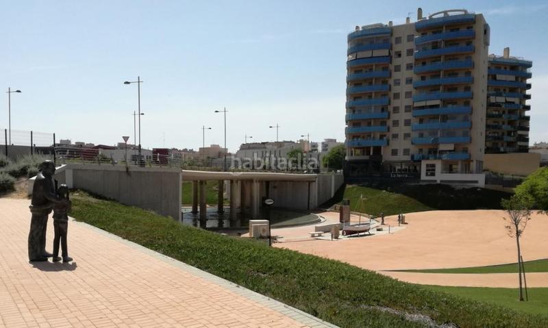 Foto f0846297-c3b6-4f4b-a87c-41ac6b122c0f. Lloguer apartament amb aparcament piscina a Campello Playa Campello (el)
