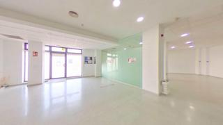 Local Comercial a Calle sant bartolomeu 35. Gran oportunidad en el campello! este amplio local de 504 m2 con