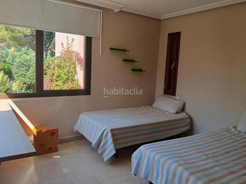 Foto 00168a5e-ebc4-49d9-b42a-cfdf853deba5. Reihenhaus in urbanización cascada de camojan 12 in Marbella