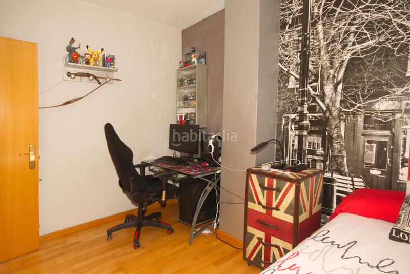 Foto 049007c5-865c-4807-a7eb-e2bea393963b. Casa aparellada amb calefacció aparcament piscina a Sant Quirze del Vallès