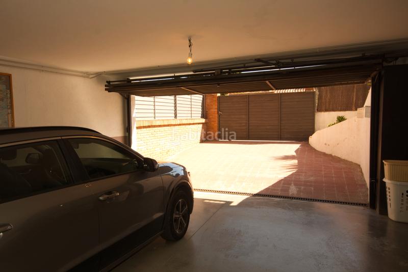 Foto 0a180f05-11e3-4350-b4d9-af5aad138064. Casa aparellada amb calefacció aparcament piscina a Sant Quirze del Vallès